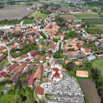 Panoramski pogled vasi (center) Spodnja Polskava