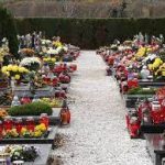 Prižgimo svečo manj podarimo cvet ali kamen več na grob – Komunala Slov. Bistrica