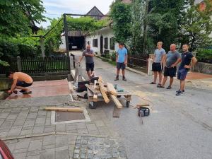 361579898 748545697277693 5093150518592639840 n