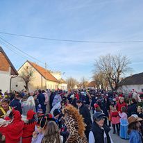 332493388 1124346994925395 8006358191707455532 n-1