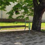 Prenova dotrajanih klopi v centru vasi Spodnja Polskava